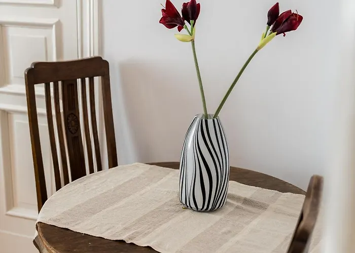 Apartment Kwiatowa Standard By Bookinghost *